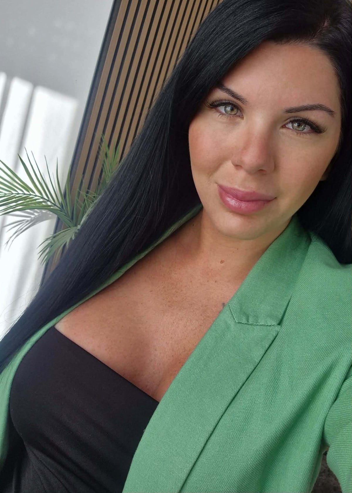 Willkommen Barbara - Unsere neue Wimpernspezialistin