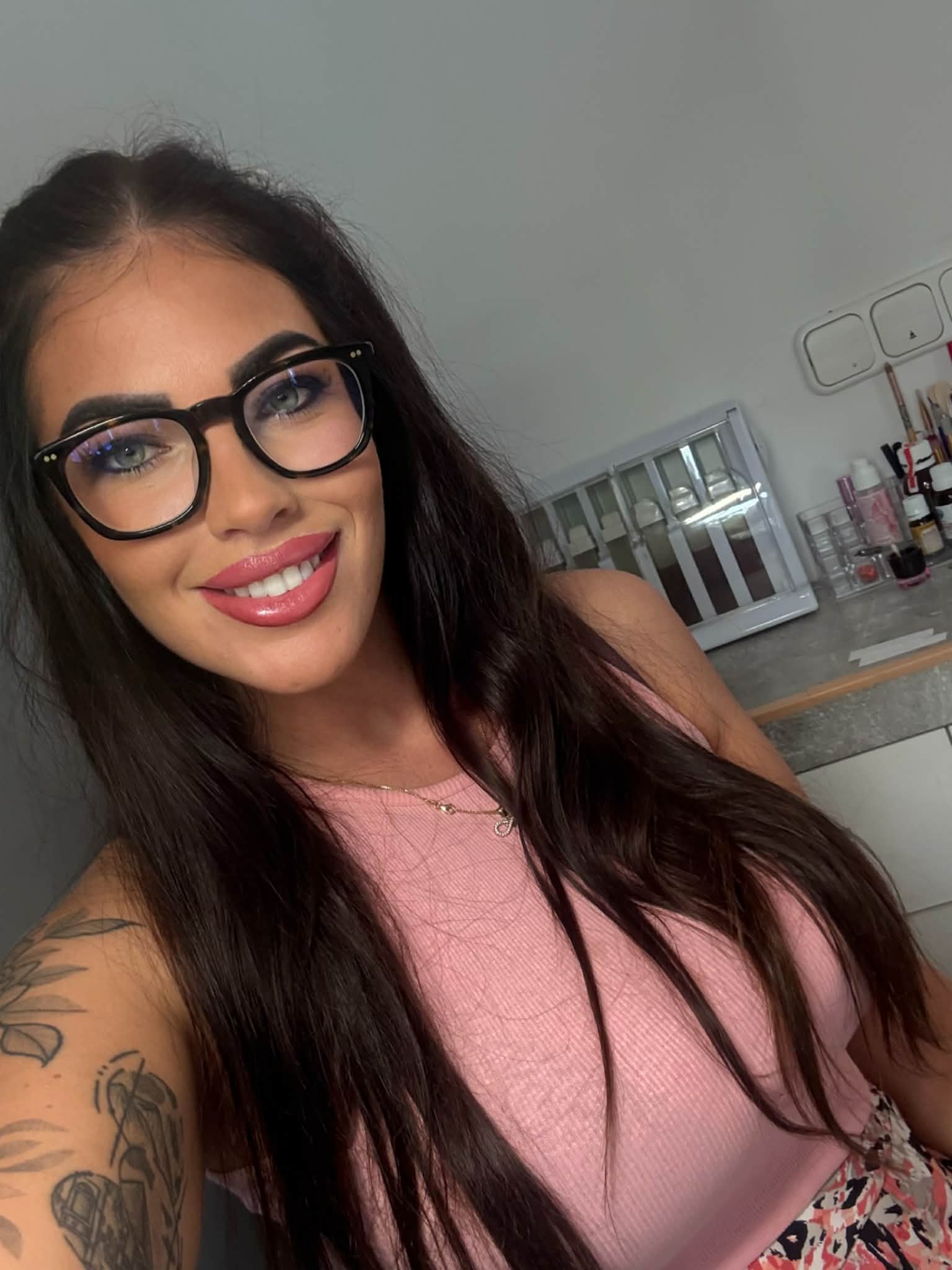 Herzlich Willkommen Viki – Unsere neue Wimpern- & Kosmetik-Expertin ab April 2026